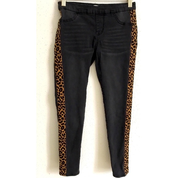 Levi's Other - 32—GRAY COLOR LEVI’S JEANS